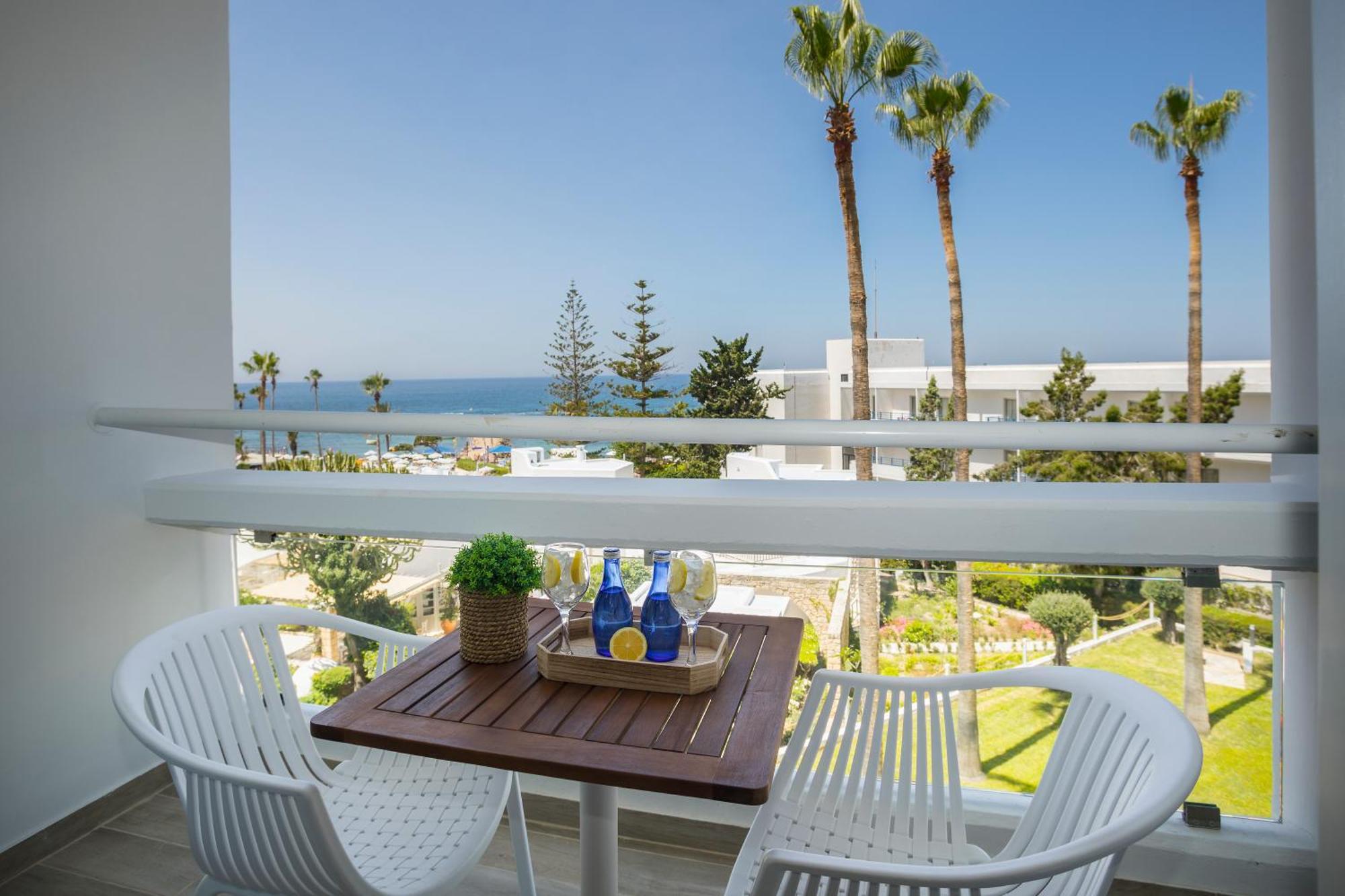 Leonardo Plaza Cypria Maris Beach Hotel & Spa (Adults Only) Geroskipou Exterior foto