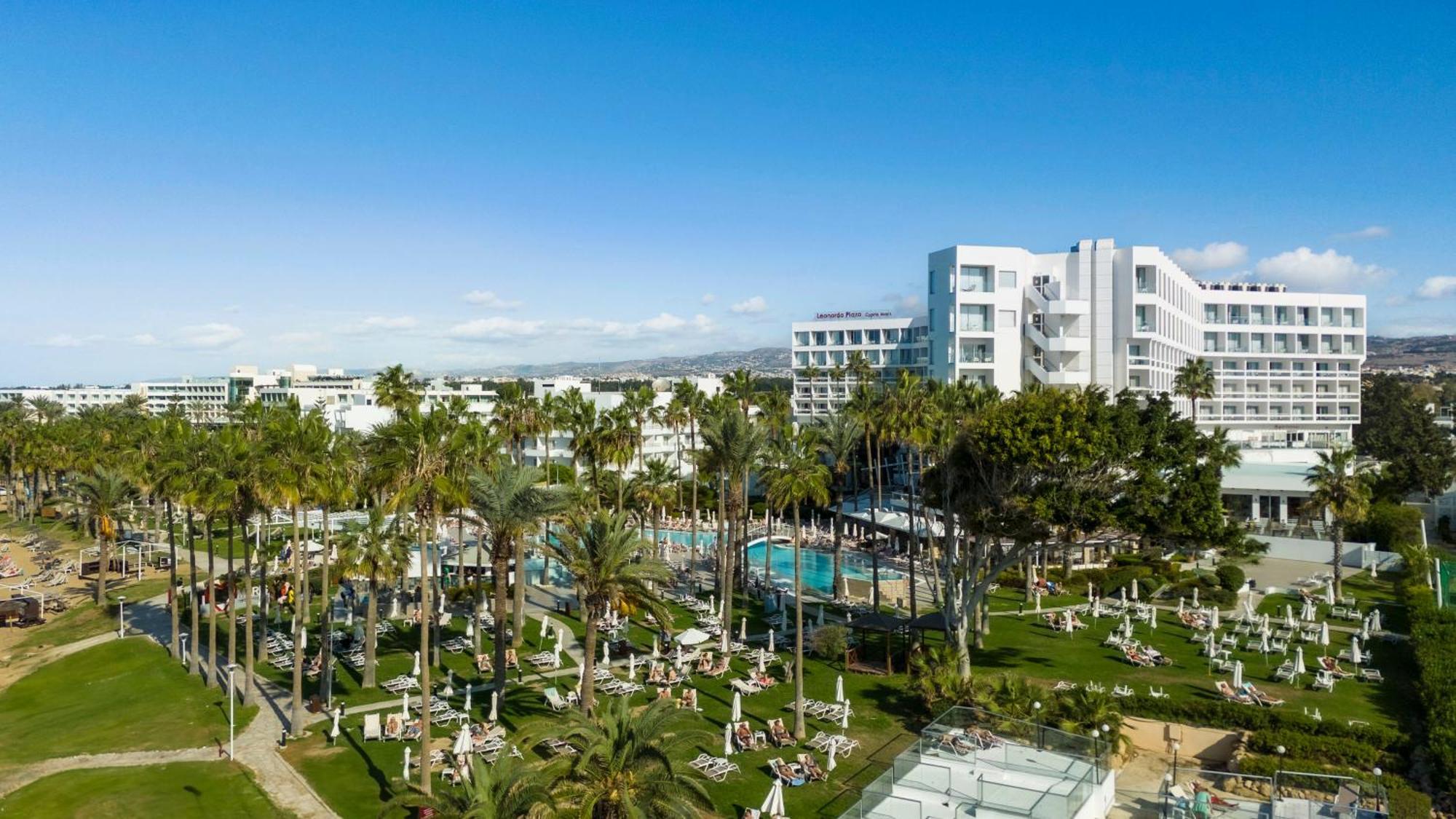 Leonardo Plaza Cypria Maris Beach Hotel & Spa (Adults Only) Geroskipou Exterior foto