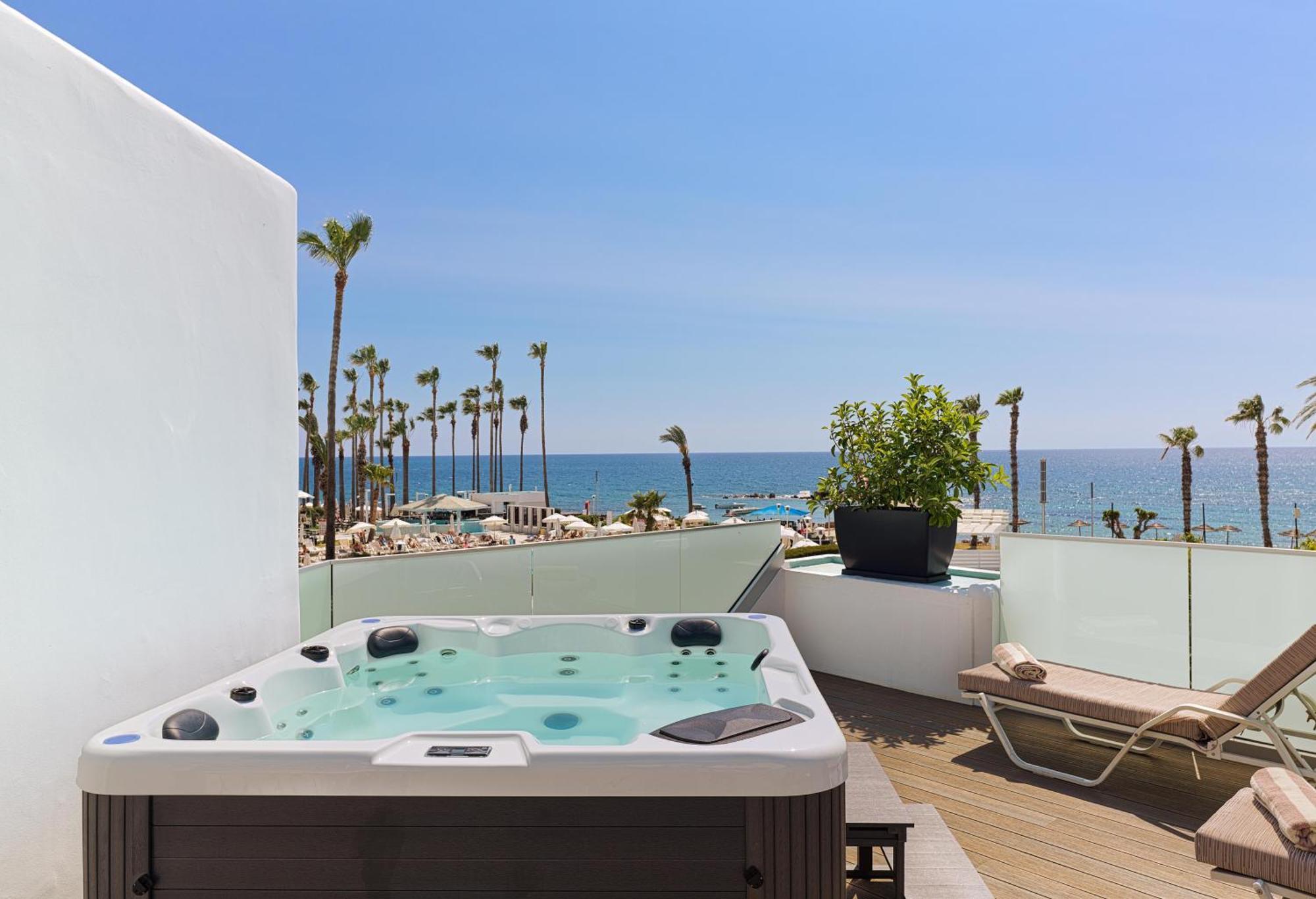Leonardo Plaza Cypria Maris Beach Hotel & Spa (Adults Only) Geroskipou Exterior foto