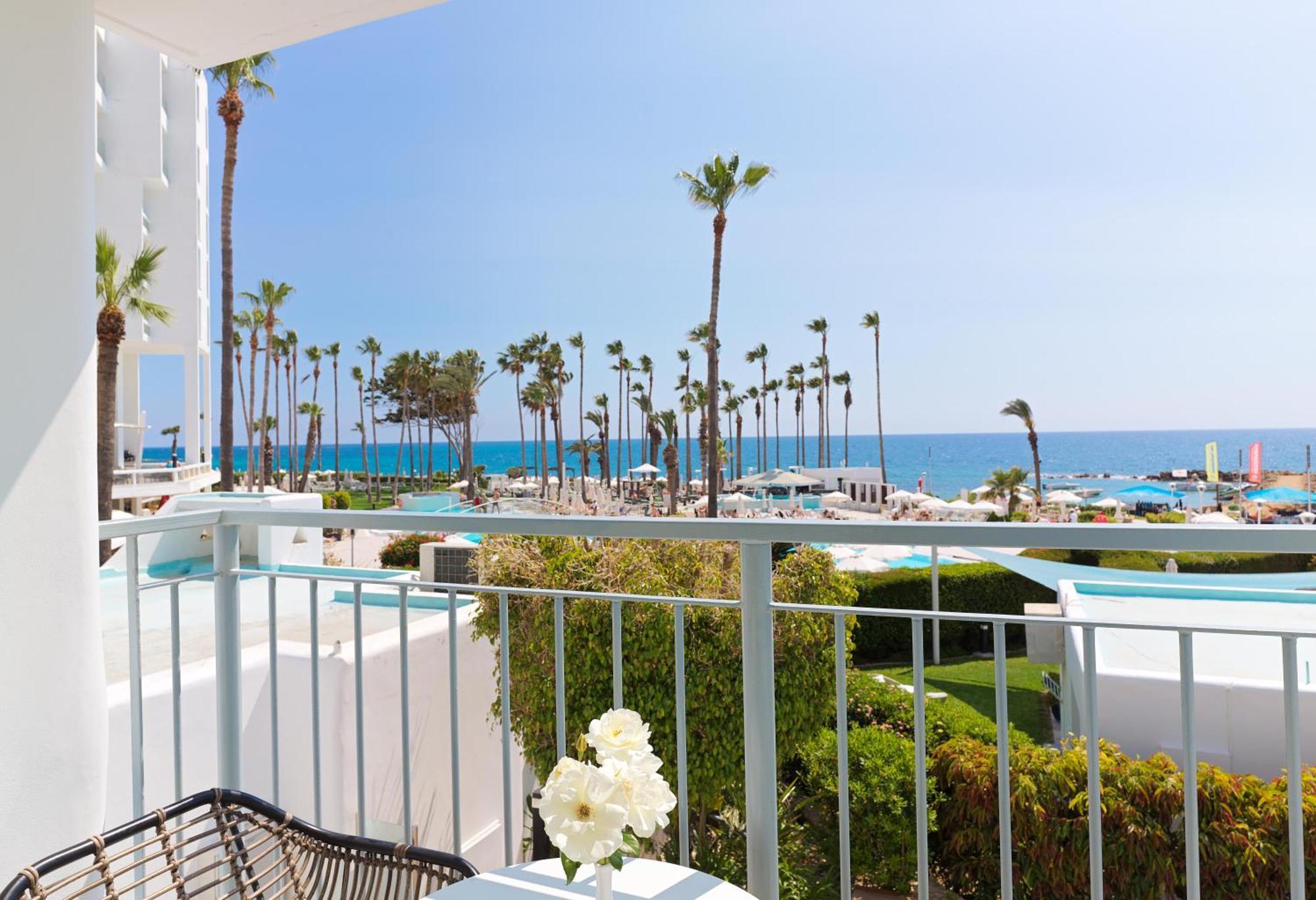 Leonardo Plaza Cypria Maris Beach Hotel & Spa (Adults Only) Geroskipou Exterior foto